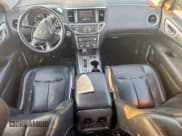 ✅ 2020 Nissan Pathfinder SL • VIN: 5N1DR2CM5LC607155 • Лот: 84921435. Опубликован ранее на Copart с пробегом 122 399 миль. Бесплатный доступ к архиву аукционных продаж из США и подробный отчёт об истории автомобиля на DreamBid. Изображение 8.