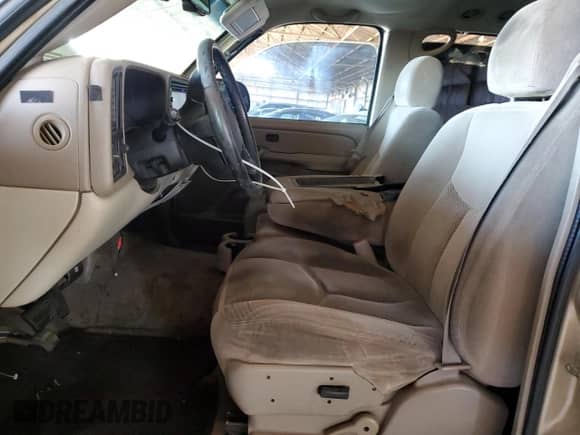 2005 Chevrolet Tahoe LS with VIN 1GNEC13VX5R230634, listed as a Copart auction lot 91088085 with 215,307 mi miles and Clean title. Bid and sale history available at DreamBid. Image 7.