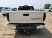 ✅ 2016 Toyota Tundra SR5 • VIN: 5TFEM5F1XGX101409 • Лот: 71789505. Опубликован ранее на Copart с пробегом 195 506 миль. Бесплатный доступ к архиву аукционных продаж из США и подробный отчёт об истории автомобиля на DreamBid. Изображение 6.