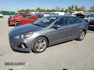 ✅ 2019 Hyundai Sonata SEL • VIN: 5NPE34AF4KH775429 • Lot: 84984055. Wystawiony na Copart z przebiegiem 113 710 mil. Bezpłatny archiwum sprzedaży aukcyjnych z USA i szczegółowy raport historii pojazdu na DreamBid. Zdjęcie 1.