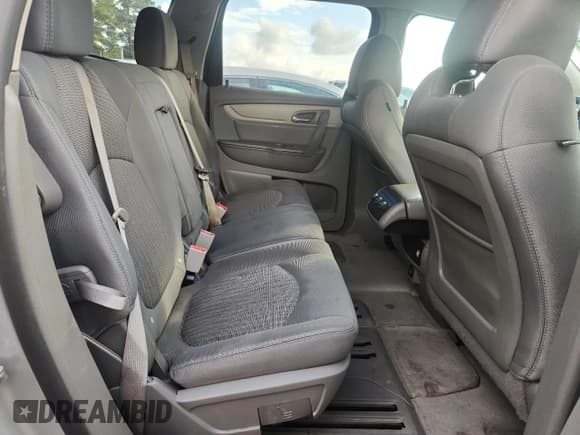 ✅ 2017 Chevrolet Traverse LT • VIN: 1GNKRGKD5HJ287906 • Лот: 85282125. Опубликован ранее на Copart с пробегом Не указан. Бесплатный доступ к архиву аукционных продаж из США и подробный отчёт об истории автомобиля на DreamBid. Изображение 11.