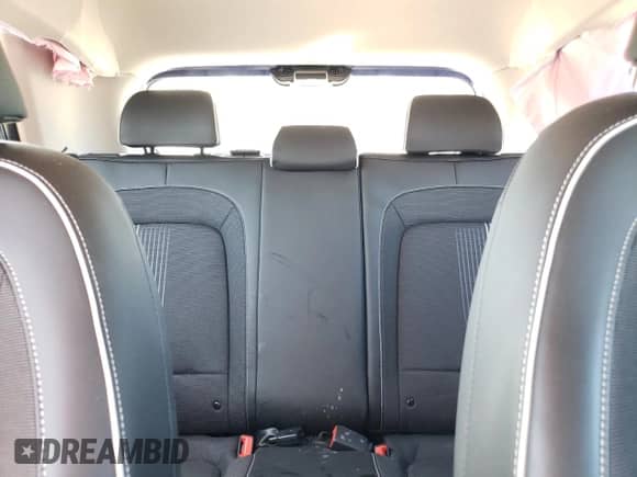 2023 Hyundai Venue Limited с VIN KMHRC8A38PU230924, выставлен на аукционе Copart как лот 76848904 с пробегом 16 114 миль миль и Списание • Salvage title. История ставок и продаж доступна на DreamBid. Изображение 10.