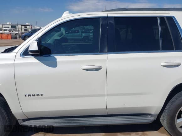 ✅ 2015 Chevrolet Tahoe LT • VIN: 1GNSCBKC2FR707101 • Lot: 43353014. Listed on IAAI with 100,888 mi. Free auction sales archive from the USA and detailed vehicle history report at DreamBid. Image 14.