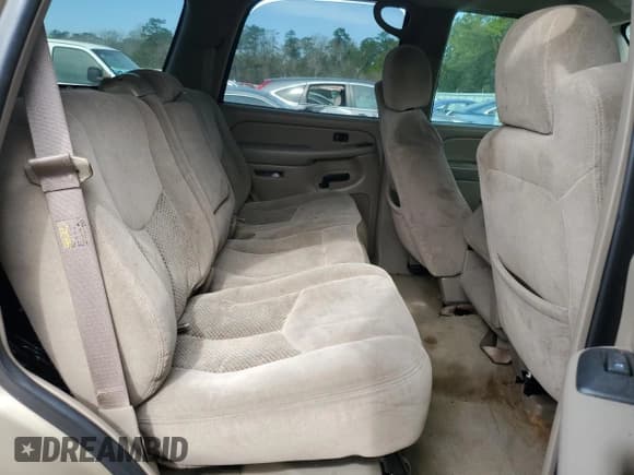 ✅ 2006 Chevrolet Tahoe LS • VIN: 1GNEC13V46J150147 • Lot: 45947745. Wystawiony na Copart z przebiegiem 297 554 mil. Bezpłatny archiwum sprzedaży aukcyjnych z USA i szczegółowy raport historii pojazdu na DreamBid. Zdjęcie 11.