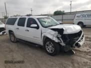 ✅ 2008 Chevrolet Suburban 3LT • VIN: 3GNFC16078G200144 • Lot: 70281504. Wystawiony na Copart z przebiegiem Nie podano. Bezpłatny archiwum sprzedaży aukcyjnych z USA i szczegółowy raport historii pojazdu na DreamBid. Zdjęcie 4.