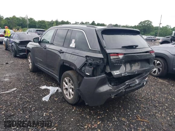 ✅ 2022 Jeep Grand Cherokee Limited • VIN: 1C4RJHBG8N8544719 • Lot: 42883827. Listed on IAAI with 62,814 mi. Free auction sales archive from the USA and detailed vehicle history report at DreamBid. Image 6.