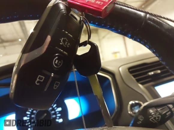 ✅ 2013 Ford Fusion Titanium • VIN: 3FA6P0SU7DR179994 • Lot: 41915854. Listed on IAAI with 157,717 mi. Free auction sales archive from the USA and detailed vehicle history report at DreamBid. Image 11.