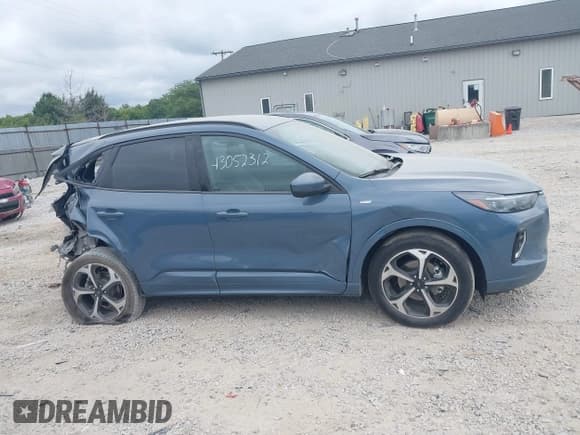 ✅ 2023 Ford Escape ST-Line Elite • VIN: 1FMCU9PZ5PUA30250 • Lot: 43052312. Wystawiony na IAAI z przebiegiem 29 178 mil. Bezpłatny archiwum sprzedaży aukcyjnych z USA i szczegółowy raport historii pojazdu na DreamBid. Zdjęcie 14.