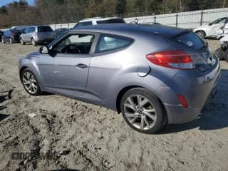 ✅ 2017 Hyundai Veloster • VIN: KMHTC6AD2HU309395 • Lot: 79388454. Wystawiony na Copart z przebiegiem 108 226 mil. Bezpłatny archiwum sprzedaży aukcyjnych z USA i szczegółowy raport historii pojazdu na DreamBid. Zdjęcie 2.
