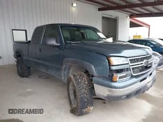 ✅ 2007 Chevrolet Silverado 1500 LT1 • VIN: 1GCEK19Z07Z137243 • Lot: 41556075. Listed on IAAI with 245,834 mi. Free auction sales archive from the USA and detailed vehicle history report at DreamBid. Image 1.