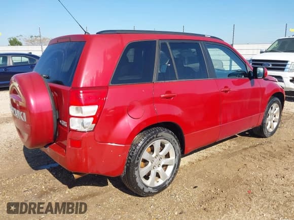 ✅ 2012 Suzuki Grand Vitara Limited • VIN: JS3TE0D71C4100242 • Lot: 43610688. Listed on IAAI with 191,830 mi. Free auction sales archive from the USA and detailed vehicle history report at DreamBid. Image 4.