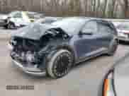 2022 Hyundai Ioniq 5 Limited z VIN KM8KRDAF3NU077580, wystawiony jako Copart lot #40428174 z przebiegiem 14 597 mil mil oraz . Historia ofert i sprzedaży dostępna na DreamBid. Obrazek 1.