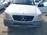 ✅ 1999 Mercedes-Benz M 320/430/500 • VIN: 4JGAB54E2XA133554 • Lot: 43174659. Listed on IAAI with 261,028 mi. Free auction sales archive from the USA and detailed vehicle history report at DreamBid. Image 6.