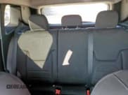 ✅ 2018 Jeep Renegade Altitude • VIN: ZACCJABBXJPG80225 • Lot: 89632815. Wystawiony na Copart z przebiegiem 73 871 mil. Bezpłatny archiwum sprzedaży aukcyjnych z USA i szczegółowy raport historii pojazdu na DreamBid. Zdjęcie 10.