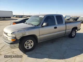✅ 2001 Chevrolet Silverado 1500 • VIN: 1GCEC19W11Z145233 • Лот: 80051894. Опубликован ранее на Copart с пробегом 320 697 миль. Бесплатный доступ к архиву аукционных продаж из США и подробный отчёт об истории автомобиля на DreamBid. Изображение 1.