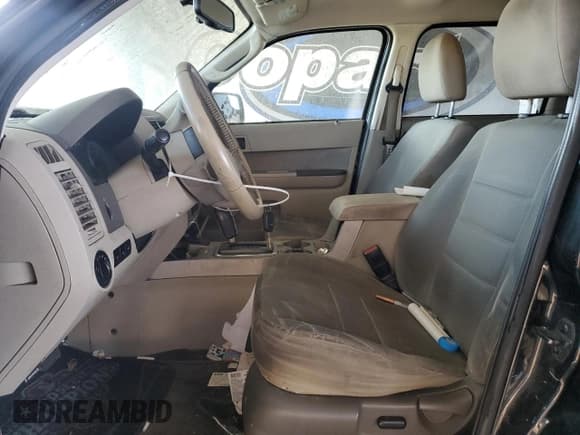 ✅ 2011 Ford Escape Hybrid • VIN: 1FMCU5K36BKB79864 • Лот: 81285475. Опубликован ранее на Copart с пробегом 232 570 миль. Бесплатный доступ к архиву аукционных продаж из США и подробный отчёт об истории автомобиля на DreamBid. Изображение 7.