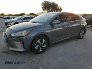 ✅ 2018 Hyundai Ioniq SEL • VIN: KMHC75LC2JU096859 • Lot: 90575765. Wystawiony na Copart z przebiegiem 133 840 mil. Bezpłatny archiwum sprzedaży aukcyjnych z USA i szczegółowy raport historii pojazdu na DreamBid. Zdjęcie 1.