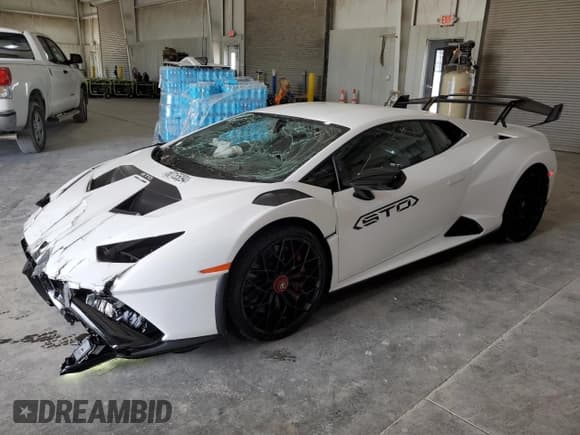 ✅ 2023 Lamborghini Huracan • VIN: ZHWUA6ZX2PLA25552 • Lot: 60155094. Listed on Copart with 1,142 mi. Free auction sales archive from the USA and detailed vehicle history report at DreamBid. Image 1.