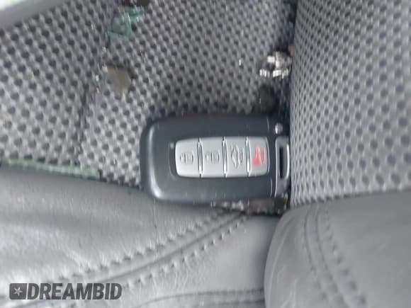 ✅ 2013 Hyundai Sonata SE • VIN: 5NPEC4AC0DH603259 • Lot: 41921039. Listed on IAAI with Not provided. Free auction sales archive from the USA and detailed vehicle history report at DreamBid. Image 11.