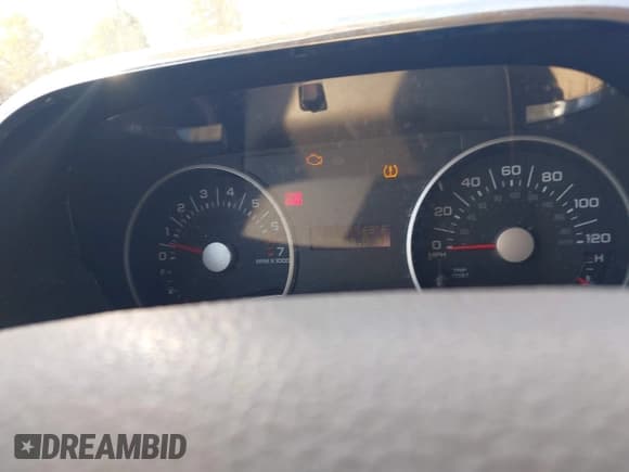 ✅ 2006 Ford Explorer XLS • VIN: 1FMEU72E96UB27905 • Lot: 43224728. Wystawiony na IAAI z przebiegiem 127 519 mil. Bezpłatny archiwum sprzedaży aukcyjnych z USA i szczegółowy raport historii pojazdu na DreamBid. Zdjęcie 7.