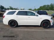 ✅ 2022 Dodge Durango R/T • VIN: 1C4SDJCT7NC206690 • Lot: 42879255. Wystawiony na IAAI z przebiegiem 31 385 mil. Bezpłatny archiwum sprzedaży aukcyjnych z USA i szczegółowy raport historii pojazdu na DreamBid. Zdjęcie 13.