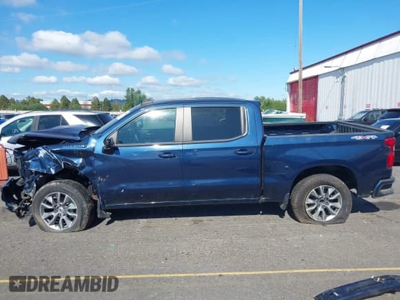 ✅ 2021 Chevrolet Silverado 1500 RST • VIN: 1GCUYEED2MZ282579 • Lot: 42703358. Listed on IAAI with 3,991 mi. Free auction sales archive from the USA and detailed vehicle history report at DreamBid. Image 15.