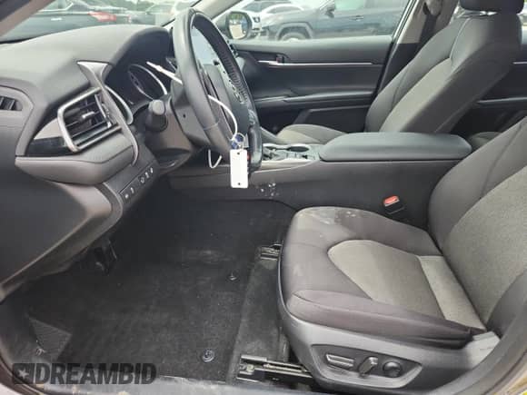 2022 Toyota Camry Hybrid LE z VIN 4T1C31AK3NU587753, wystawiony jako Copart lot #61080525 z przebiegiem 40 622 mil mil oraz Szkoda całkowita • Salvage title. Historia ofert i sprzedaży dostępna na DreamBid. Obrazek 7.