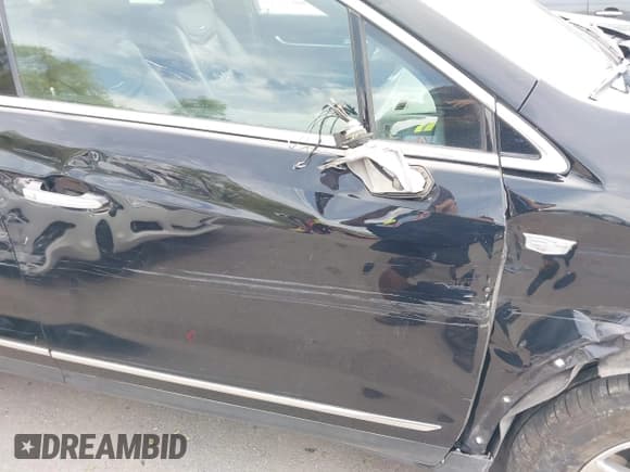 ✅ 2023 Cadillac XT5 AWD Premium Luxury • VIN: 1GYKNDRS2PZ207186 • Lot: 42094286. Wystawiony na IAAI z przebiegiem 36 254 mil. Bezpłatny archiwum sprzedaży aukcyjnych z USA i szczegółowy raport historii pojazdu na DreamBid. Zdjęcie 21.