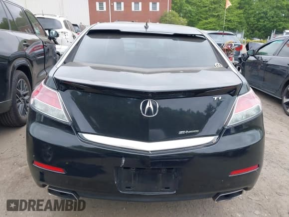 ✅ 2013 Acura TL Technology • VIN: 19UUA9F53DA002736 • Lot: 42303364. Listed on IAAI with 154,984 mi. Free auction sales archive from the USA and detailed vehicle history report at DreamBid. Image 16.