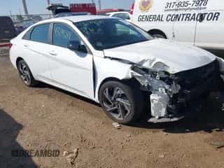 2025 Hyundai Elantra SEL Sport z VIN KMHLM4DG8SU923978, wystawiony jako IAAI lot #43214581 z przebiegiem 3 349 mil mil oraz . Historia ofert i sprzedaży dostępna na DreamBid. Obrazek 1.