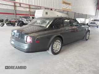 ✅ 2005 Rolls-Royce Phantom • VIN: SCA1S68495UX07744 • Lot: 42914360. Listed on IAAI with 39,607 mi. Free auction sales archive from the USA and detailed vehicle history report at DreamBid. Image 4.