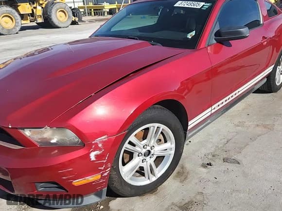 ✅ 2012 Ford Mustang Premium • VIN: 1ZVBP8AMXC5267168 • Lot: 87249505. Listed on Copart with 141,686 mi. Free auction sales archive from the USA and detailed vehicle history report at DreamBid. Image 13.