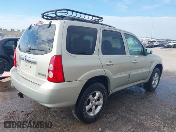 ✅ 2006 Mazda Tribute S • VIN: 4F2YZ04186KM15429 • Лот: 43317228. Опубликован ранее на IAAI с пробегом 167 950 миль. Бесплатный доступ к архиву аукционных продаж из США и подробный отчёт об истории автомобиля на DreamBid. Изображение 4.