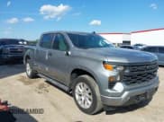 ✅ 2023 Chevrolet Silverado 1500 Custom • VIN: 1GCPABEK0PZ173735 • Lot: 43283933. Wystawiony na IAAI z przebiegiem 43 248 mil. Bezpłatny archiwum sprzedaży aukcyjnych z USA i szczegółowy raport historii pojazdu na DreamBid. Zdjęcie 1.