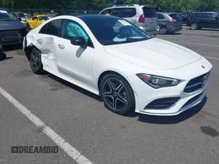 ✅ 2022 Mercedes-Benz CLA 250 • VIN: W1K5J4HB0NN267204 • Lot: 42742400. Wystawiony na IAAI z przebiegiem 52 361 mil. Bezpłatny archiwum sprzedaży aukcyjnych z USA i szczegółowy raport historii pojazdu na DreamBid. Zdjęcie 1.