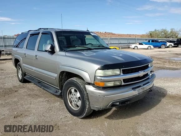 ✅ 2002 Chevrolet Suburban LT • VIN: 1GNFK16Z72J310246 • Lot: 79239554. Wystawiony na Copart z przebiegiem 224 978 mil. Bezpłatny archiwum sprzedaży aukcyjnych z USA i szczegółowy raport historii pojazdu na DreamBid. Zdjęcie 11.
