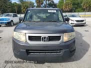 ✅ 2010 Honda Element LX • VIN: 5J6YH1H34AL001677 • Lot: 91381425. Wystawiony na Copart z przebiegiem 202 301 mil. Bezpłatny archiwum sprzedaży aukcyjnych z USA i szczegółowy raport historii pojazdu na DreamBid. Zdjęcie 5.