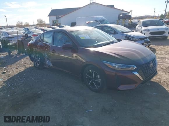 ✅ 2024 Nissan Sentra SV • VIN: 3N1AB8CV3RY275887 • Lot: 43625585. Wystawiony na IAAI z przebiegiem 9 146 mil. Bezpłatny archiwum sprzedaży aukcyjnych z USA i szczegółowy raport historii pojazdu na DreamBid. Zdjęcie 1.