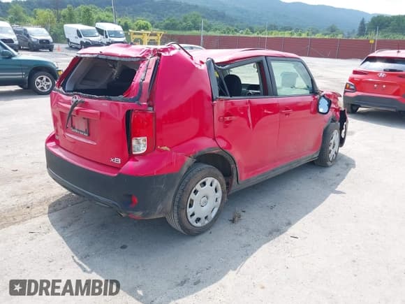 ✅ 2014 Scion xB • VIN: JTLZE4FE8EJ057605 • Лот: 42880948. Опубликован ранее на IAAI с пробегом 84 559 миль. Бесплатный доступ к архиву аукционных продаж из США и подробный отчёт об истории автомобиля на DreamBid. Изображение 4.