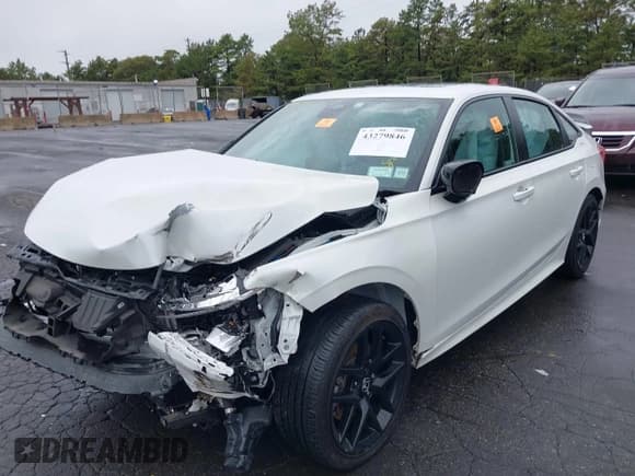 ✅ 2023 Honda Civic Si • VIN: 2HGFE1E51PH475718 • Lot: 43279846. Wystawiony na IAAI z przebiegiem 23 454 mil. Bezpłatny archiwum sprzedaży aukcyjnych z USA i szczegółowy raport historii pojazdu na DreamBid. Zdjęcie 6.