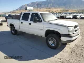 2003 Chevrolet Silverado 1500HD LS с VIN 1GCGK13U73F249507, выставлен на аукционе Copart как лот 69790655 с пробегом 260 219 миль миль и Списание • Salvage title. История ставок и продаж доступна на DreamBid. Изображение 4.