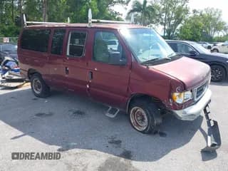 ✅ 2007 Ford Econoline Passenger XL • VIN: 1FBNE31L27DA75677 • Lot: 42793687. Wystawiony na IAAI z przebiegiem 255 678 mil. Bezpłatny archiwum sprzedaży aukcyjnych z USA i szczegółowy raport historii pojazdu na DreamBid. Zdjęcie 1.