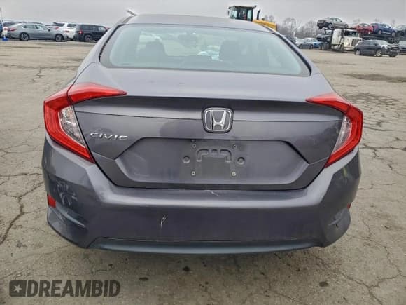 ✅ 2016 Honda Civic LX • VIN: 19XFC2F57GE220687 • Лот: 93369895. Опубликован ранее на Copart с пробегом 107 527 миль. Бесплатный доступ к архиву аукционных продаж из США и подробный отчёт об истории автомобиля на DreamBid. Изображение 6.