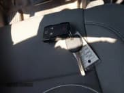 ✅ 2014 GMC Sierra 1500 • VIN: 1GTV2TEC9EZ194969 • Lot: 43044640. Wystawiony na IAAI z przebiegiem 163 800 mil. Bezpłatny archiwum sprzedaży aukcyjnych z USA i szczegółowy raport historii pojazdu na DreamBid. Zdjęcie 11.