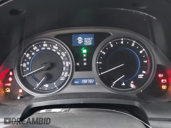 ✅ 2010 Lexus IS 250 • VIN: JTHCF5C2XA5036139 • Lot: 42101015. Wystawiony na IAAI z przebiegiem 198 782 mil. Bezpłatny archiwum sprzedaży aukcyjnych z USA i szczegółowy raport historii pojazdu na DreamBid. Zdjęcie 7.