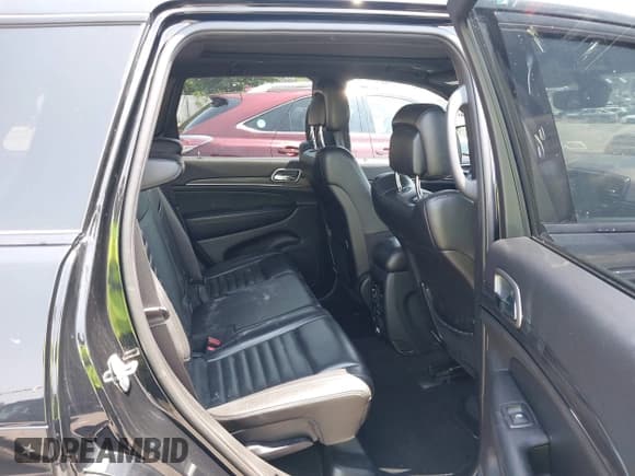 ✅ 2021 Jeep Grand Cherokee Limited • VIN: 1C4RJFBG7MC669162 • Lot: 42657135. Wystawiony na IAAI z przebiegiem 115 918 mil. Bezpłatny archiwum sprzedaży aukcyjnych z USA i szczegółowy raport historii pojazdu na DreamBid. Zdjęcie 8.