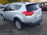 ✅ 2013 Toyota RAV4 LE • VIN: 2T3ZFREV8DW028340 • Lot: 43532628. Wystawiony na IAAI z przebiegiem 204 531 mil. Bezpłatny archiwum sprzedaży aukcyjnych z USA i szczegółowy raport historii pojazdu na DreamBid. Zdjęcie 3.