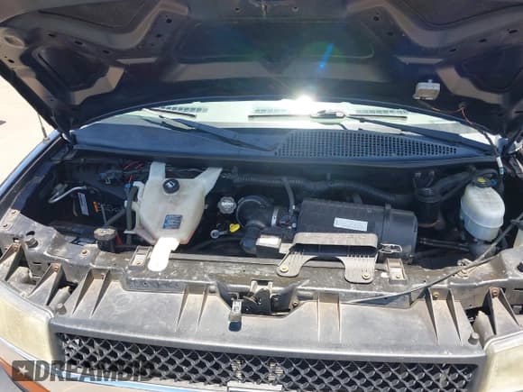 ✅ 2014 Chevrolet Express Cargo • VIN: 1GCWGGFA8E1200169 • Lot: 42873279. Listed on IAAI with 95,155 mi. Free auction sales archive from the USA and detailed vehicle history report at DreamBid. Image 10.