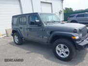 ✅ 2020 Jeep Wrangler Unlimited Black and Tan • VIN: 1C4HJXDG3LW298223 • Lot: 42446032. Wystawiony na IAAI z przebiegiem 17 688 mil. Bezpłatny archiwum sprzedaży aukcyjnych z USA i szczegółowy raport historii pojazdu na DreamBid. Zdjęcie 13.