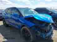 2020 Chevrolet Blazer RS z VIN 3GNKBERS0LS563316, wystawiony jako IAAI lot #42465418 z przebiegiem 63 756 mil mil oraz . Historia ofert i sprzedaży dostępna na DreamBid. Obrazek 1.